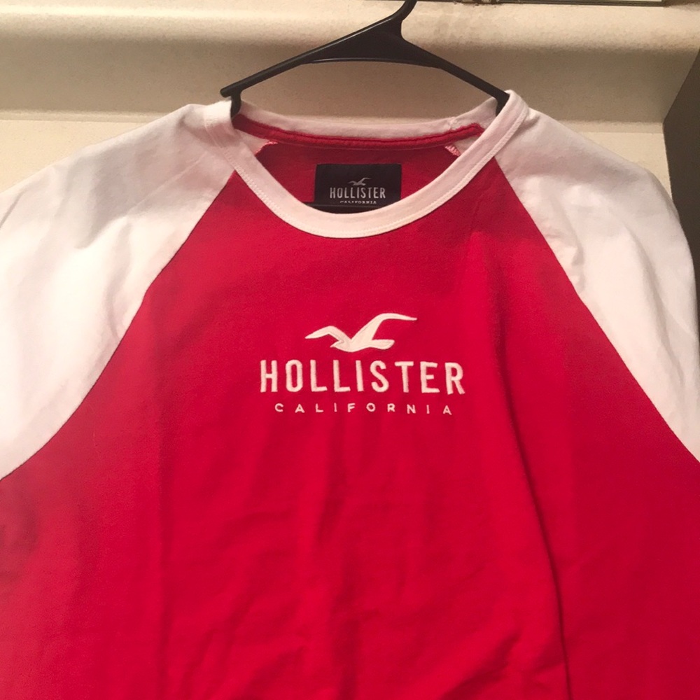Hollister baseball Tee